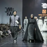 Ivan Gunawan Prive Kebanjiran Pujian di Jakarta Muslim Fashion Week 2023. (Foto: Istimewa)