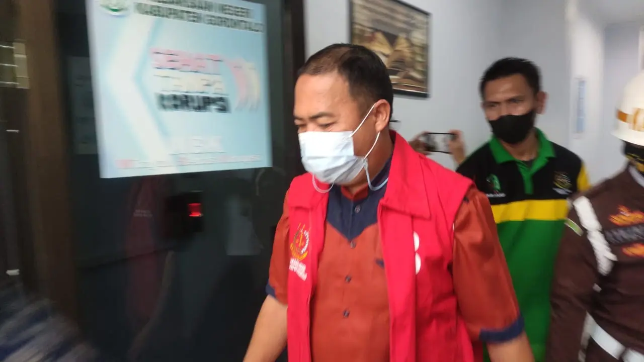 Dua Pegawai Bank BSG di Gorontalo Ditahan. Foto: Kontras.id (Arfandi Ibrahim/Liputan6.com)