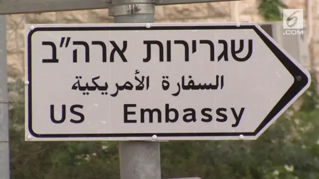 Penunjuk arah kedutan AS sudah mulai terpasang di Yerusalem. Rencananya peresmian kantor tersebut akan digelar pada 14 Mei 2018.