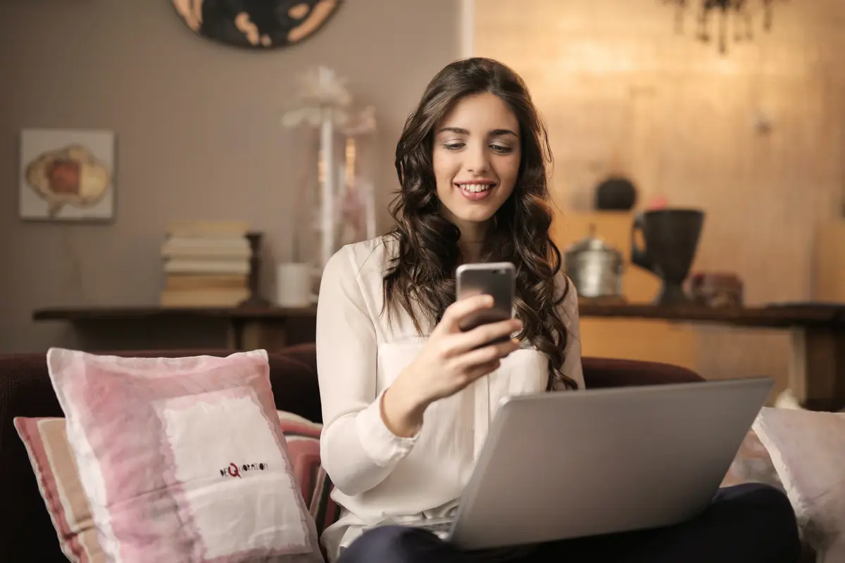 [Fimela] aplikasi kencan online