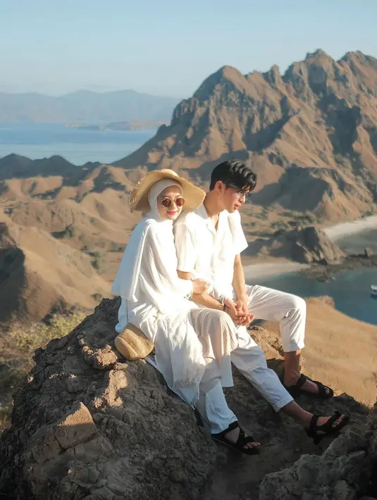 Rey Mbayang dan Dinda Hauw (Instagram/rey_mbayang)