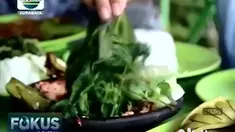 Sambal yang ada di salah satu warung pegunungan yang ada di Jombang, Jawa Timur  menyajikan menu yang berbeda dari yang ada, di lokasi ini, Anda bisa menikmati sambal durian dengan rasa pedas serta manis dan legitnya si raja buah.