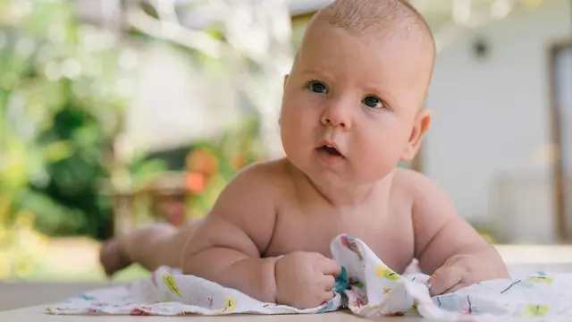 Mencegah Kepala Peyang (Plagiocephaly)