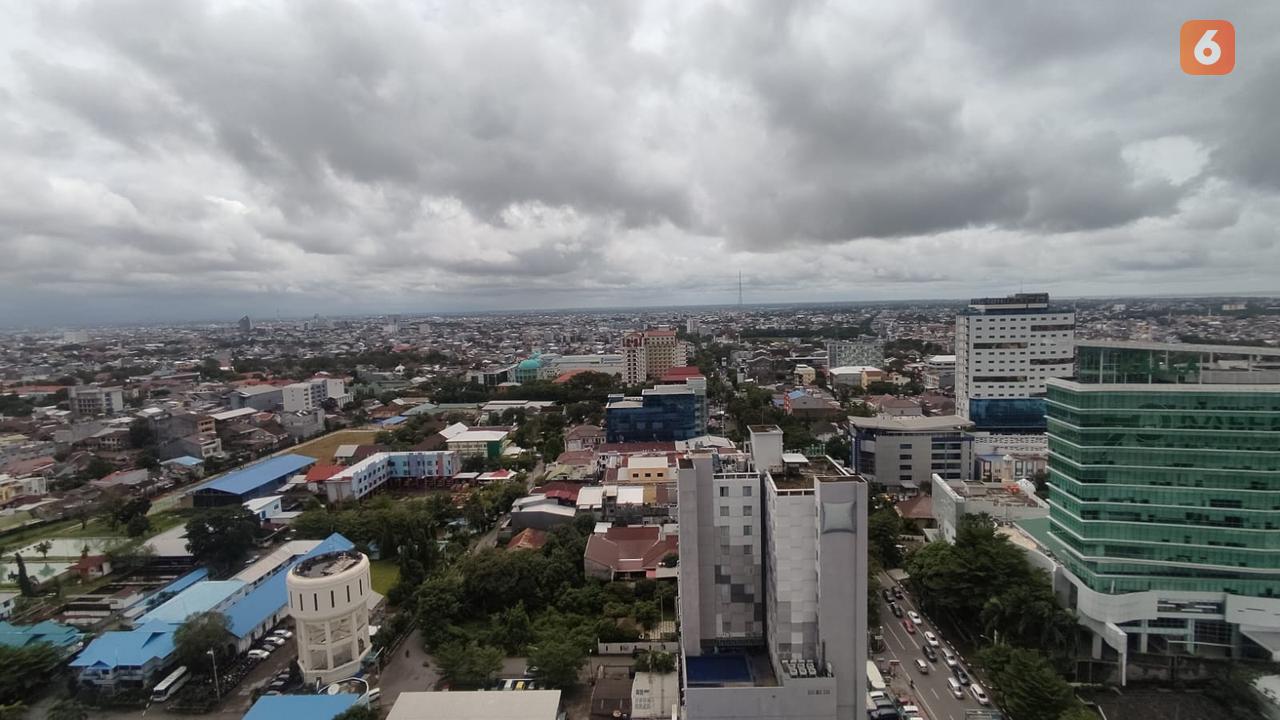 Mendung di Kota Makassar (Liputan6.com/Fauzan)