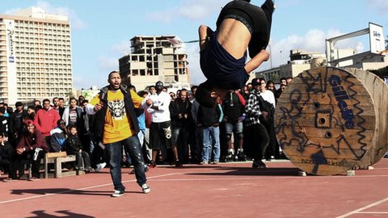 Lokasi ini jadi tempat berkumpulnya penggila parkour di Bandung