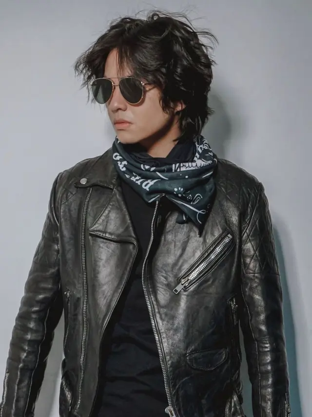 6 Gaya Angga Yunanda Jadi Ketua Geng Motor di Web Series Antares Ini Curi Perhatian