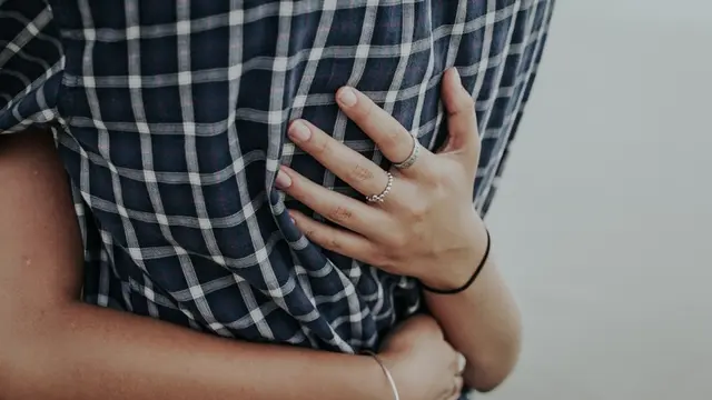 Semoga si Pacar Baca, Ini Nih yang Cewek Butuh Saat Lagi PMS