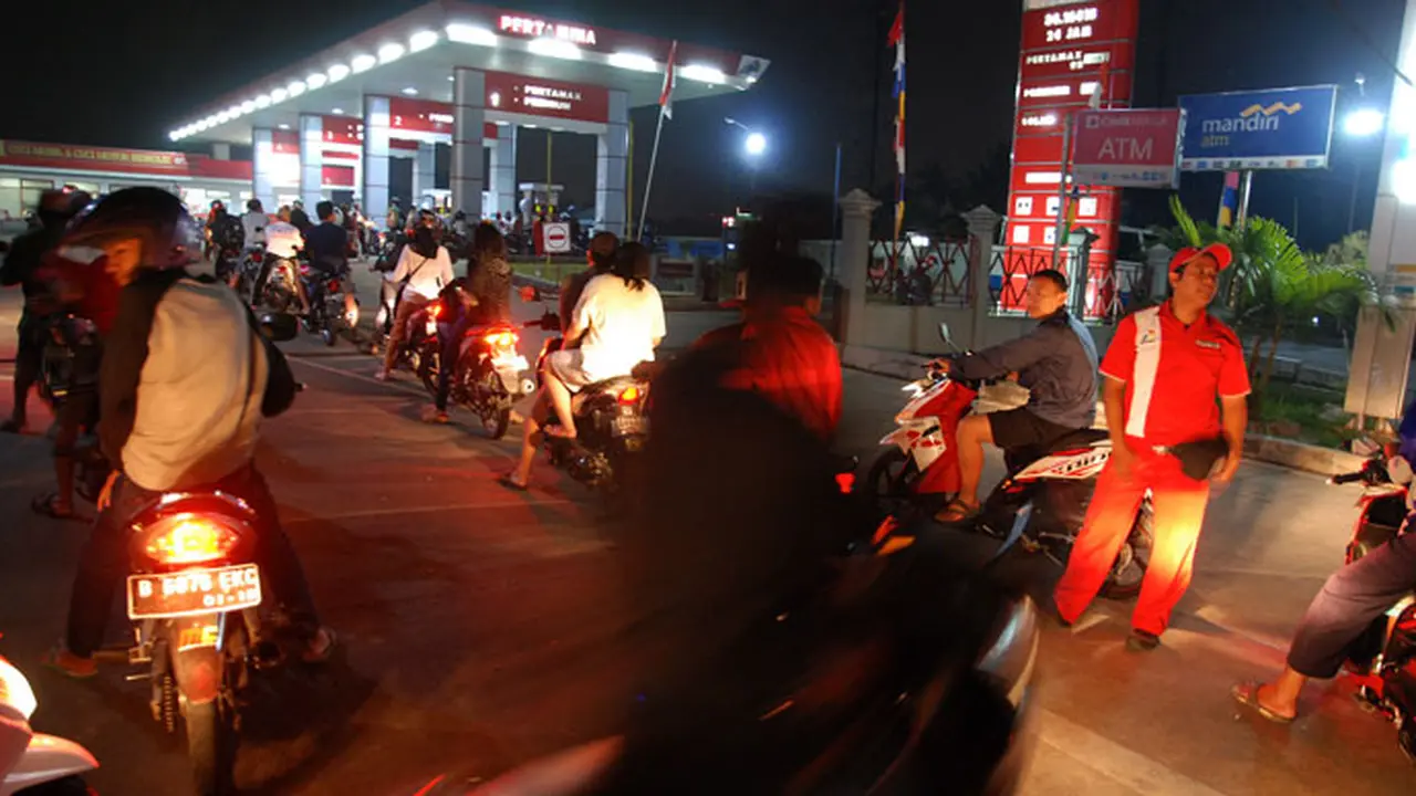 Antre BBM(Gabung) - Liputan6 Siang