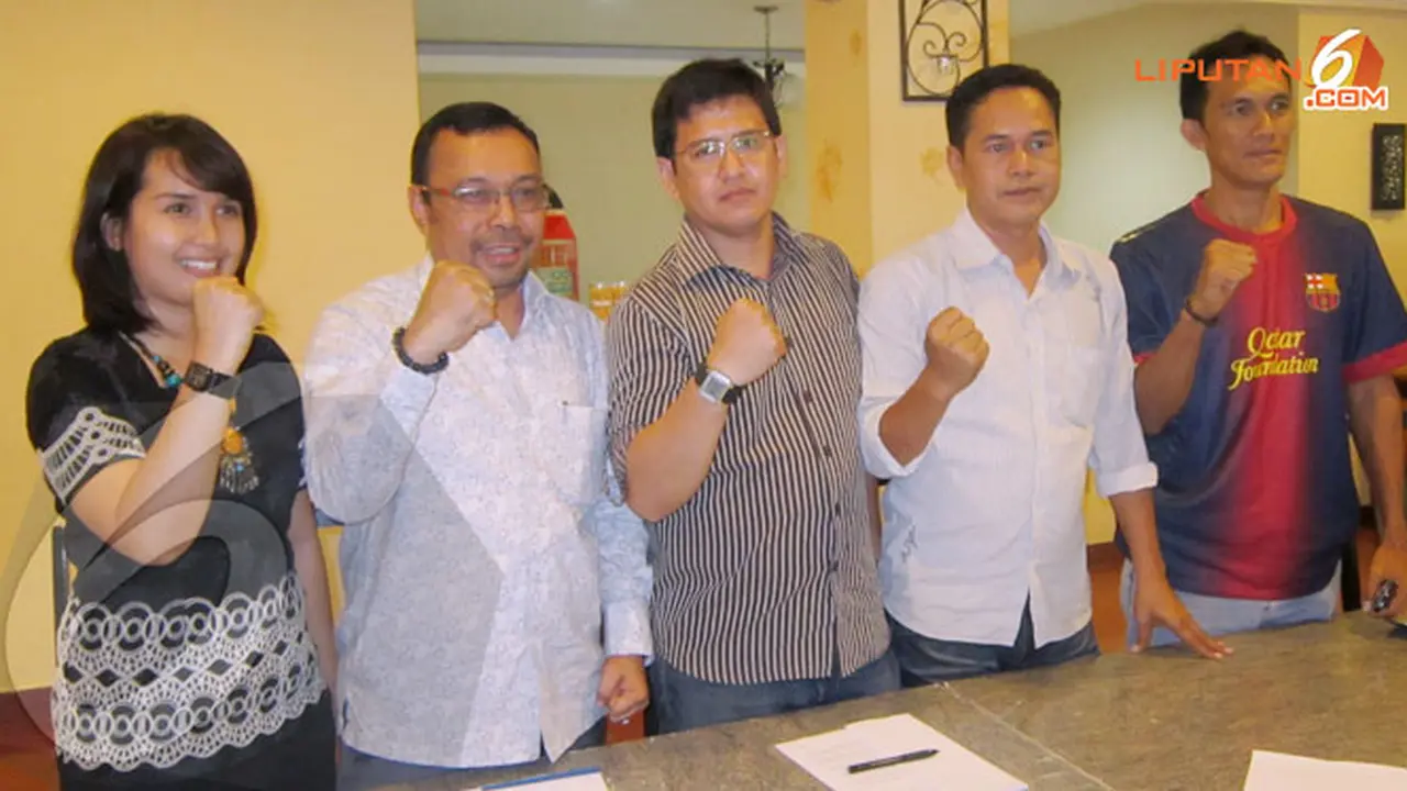 pers-basri-131113c.jpg