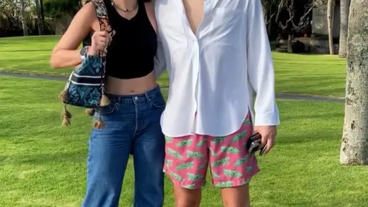7 Outfit Liburan di Pantai Ala Luna Maya, Stylish dan Terlihat Elegan