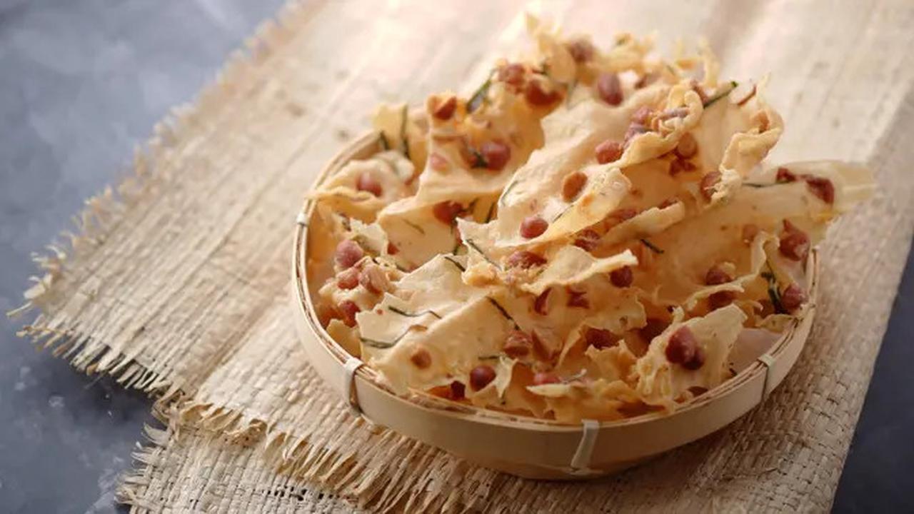 Trik Sederhana untuk Membuat Rempeyek Kembali Krispi, Tanpa Perlu Digoreng Lagi