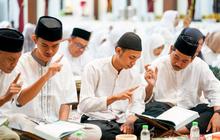 Gubernur Khofifah Gelar Khotmil Quran Inklusif Bersama Disabilitas Tuli di Grahadi