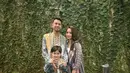 Lebih menggemaskan lagi, Rafathar ternyata bersedia diajak syuting asalkan Raffi, Baim dan Billy tidak jahil kepadanya. Bahkan, ia juga mengatakan ke Lala tidak ingin marah-marah. (Instagram/raffinagita1717)