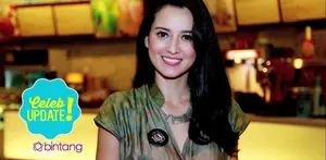 Angga Dwimas Sasongko menggandeng Julie Estelle dalam film pendek pertamanya ‘Killer Express’.