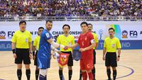Timnas Futsal Indonesia saat melawan Thailand di final Piala AFF Futsal 2026 di Nonthaburi Sports Complex Gymnasium, Thailand, Minggu (12/04/2026) malam WIB.  (Dok. FFI)