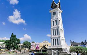 Ilustrasi Minangkabau  Jam Gadang (Sumber: Pexels)