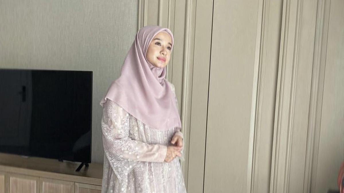 Gosip Laudya Cynthia Bella Akan Menikah Zaskia Sungkar Kata Siapa Ngawur Showbiz 