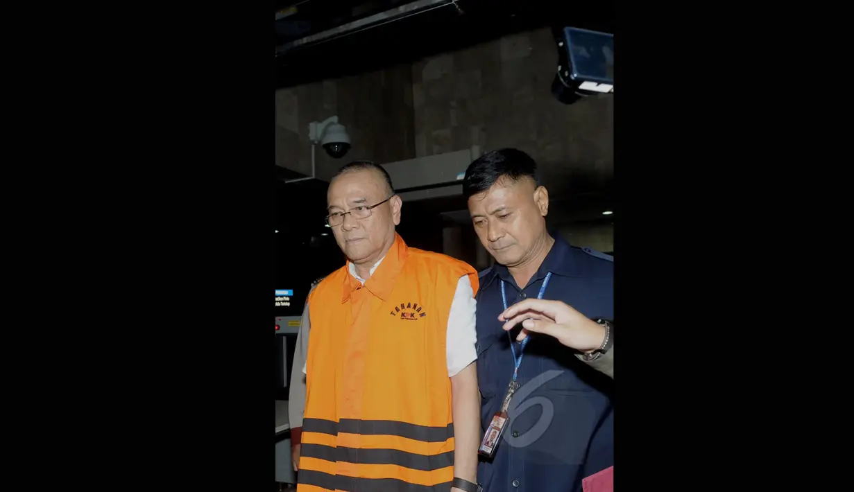 Kepala Dinas PU Provinsi Sumatera Selatan, Rizal Abdullah resmi ditahan KPK terkait kasus dugaan korupsi pembangunan Wisma Atlet Palembang, Sumatera Selatan tahun 2010-2011, Jakarta, Kamis (12/3/2015). (Liputan6.com/Andrian M Tunay)