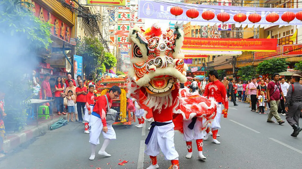 Tak Kalah dengan Indonesia, Sambut Imlek di Bangkok Juga Meriah