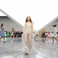 Deretan koleksi yang elevansi gaya harian jadi koleksi yang fantastis.