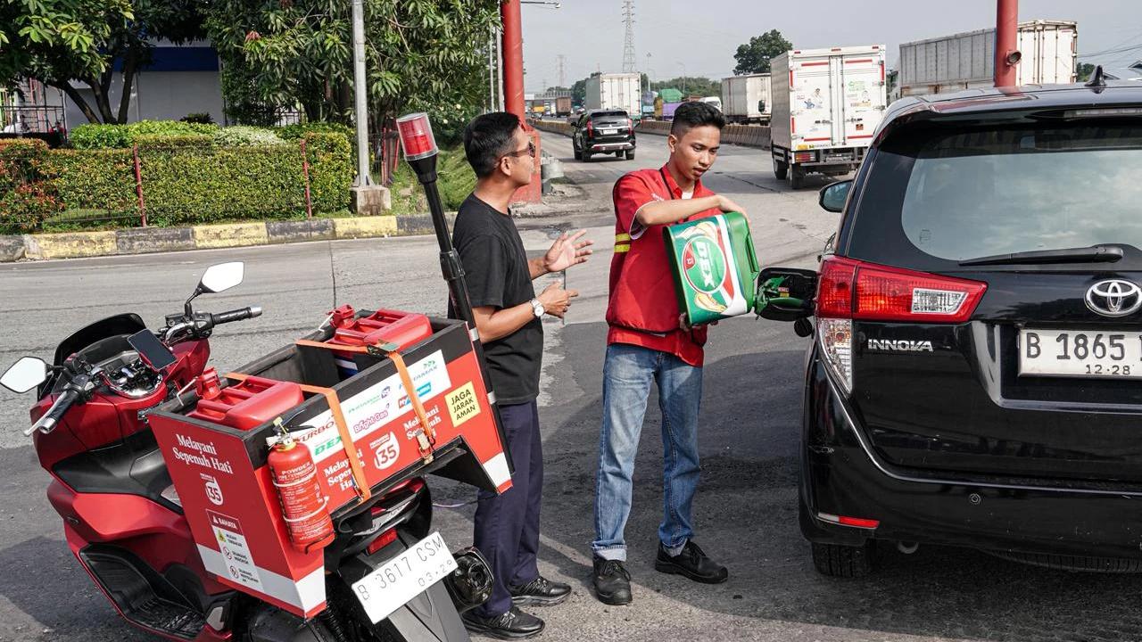 Pertamina Patra Niaga Siapkan Ratusan Motorist, Siaga di Jalan Tol Hingga Wilayah Akses Terbatas
