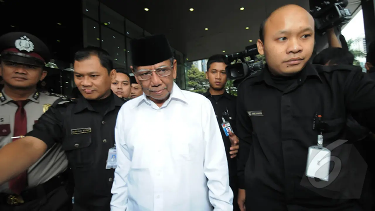 Datangi KPK, Hasyim Muzadi Bujuk Abraham Samad?