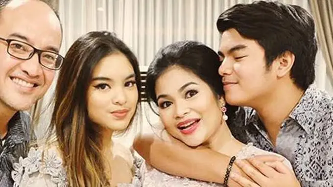 © instagram/puti_soekarno