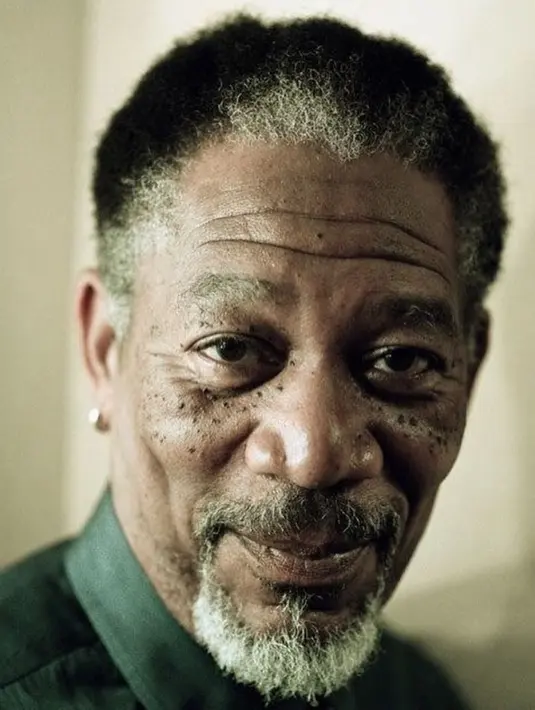 "Aku hancur karena 80 tahun hidupku bisa dihancurkan dengan mudah dengan pemberitaan media," ujar Morgan. (instagram/morgan.freeman.official)