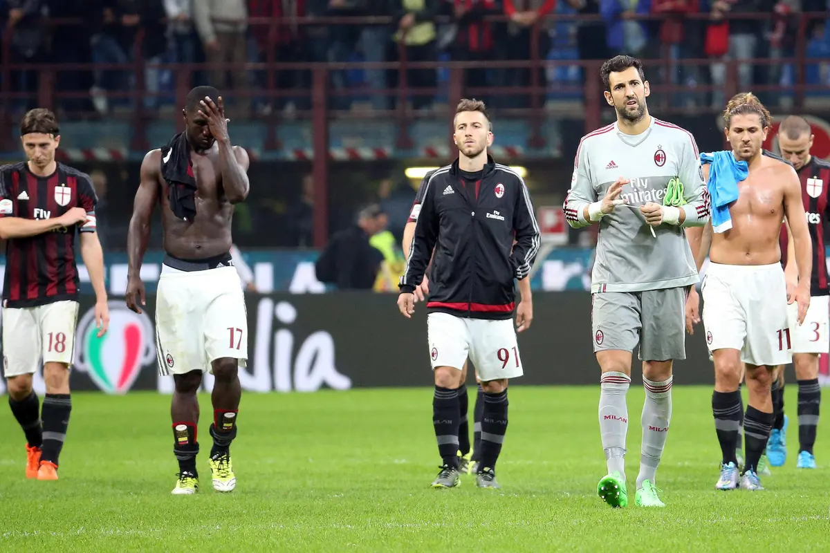 AC Milan Melempem Di Hadapan Napoli