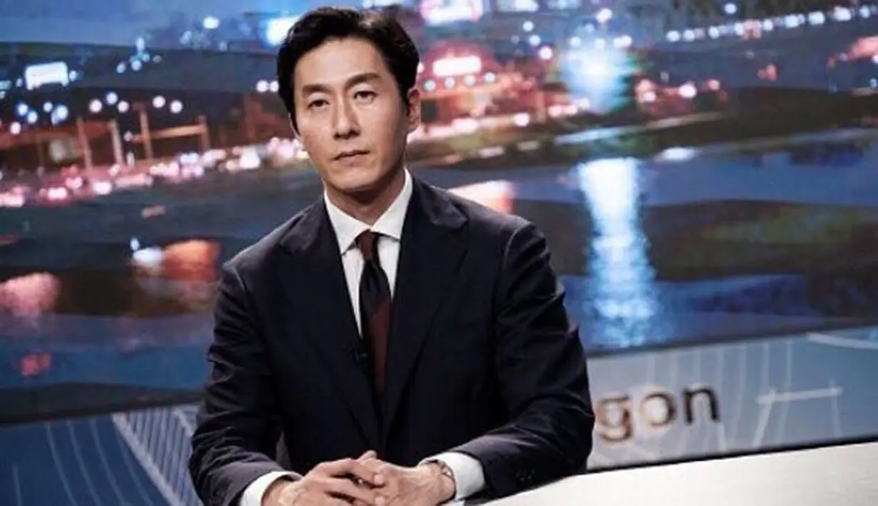 Tepatnya tanggal 30 Oktober 2017 pukul 06.30 sore waktu setempat, Kim Joo Hyuk dikabarkan meninggal karena mengalami kecelakaan mobil. Pemeran My Wife Got Married ini meninggal dalam usia 45 tahun. (Instagram/kimjoohyuk_fan)