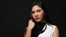 Seperti diketahui, Jessica Milla menjalin kasih dengan Mischa Chandrawinata. Sebagai perempuan yang ingin melepas masa lajangnya, ia memiliki impian pada pernikahannya nanti. (Bambang E Ros/Bintang.com)