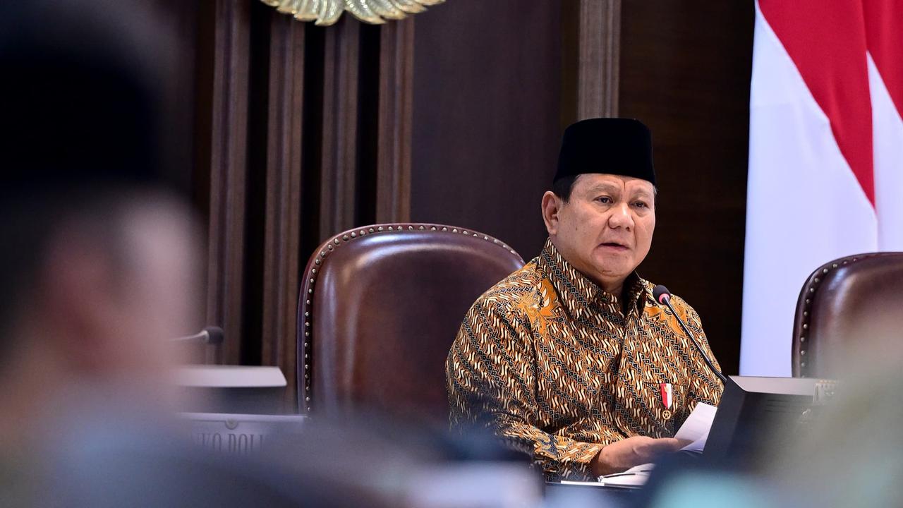 Prabowo-Gibran pimpin sidang kabinet perdana