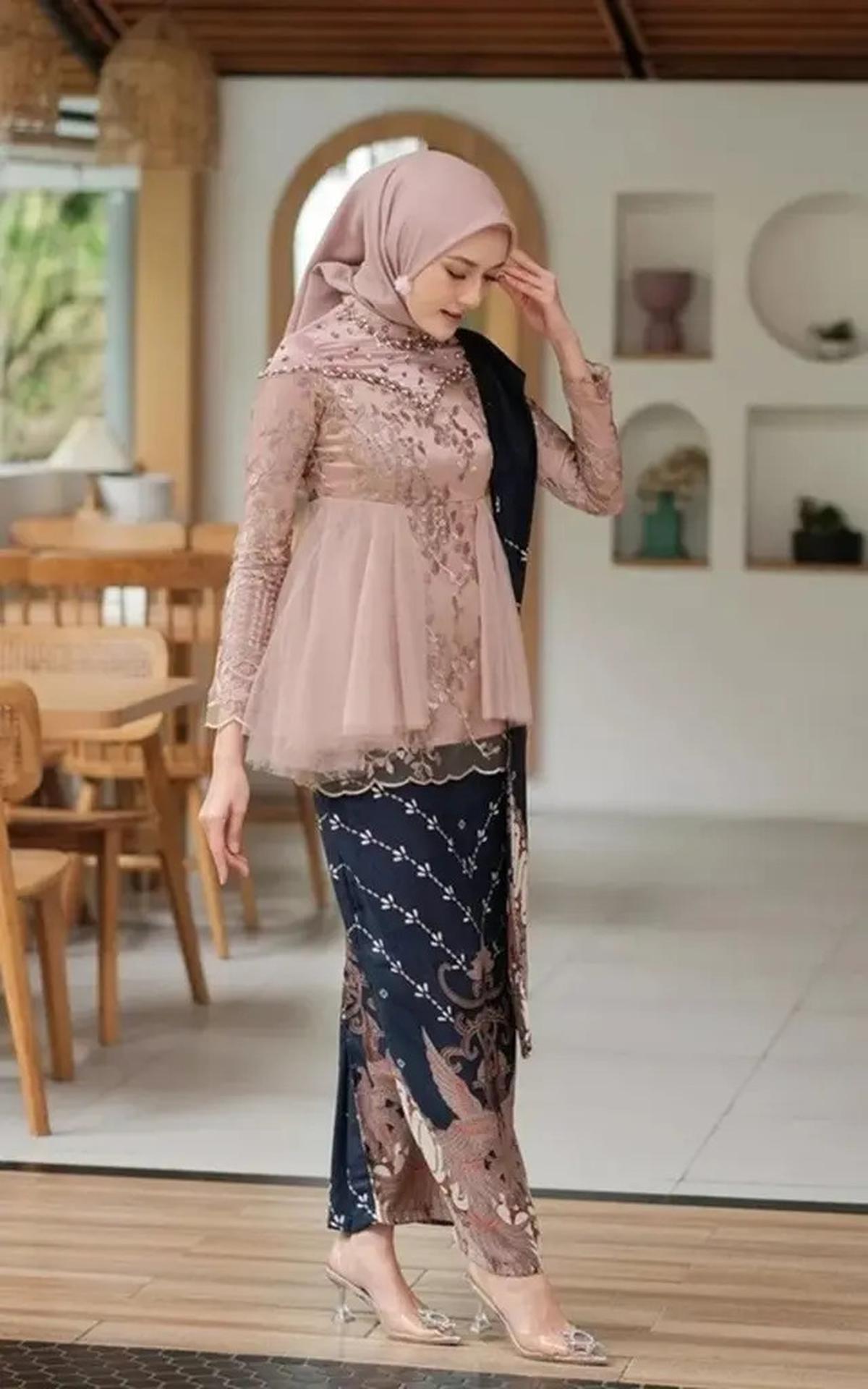 Model Baju Bridesmaid yang Anggun dan Modis, Cocok untuk Berbagai Tema Pernikahan