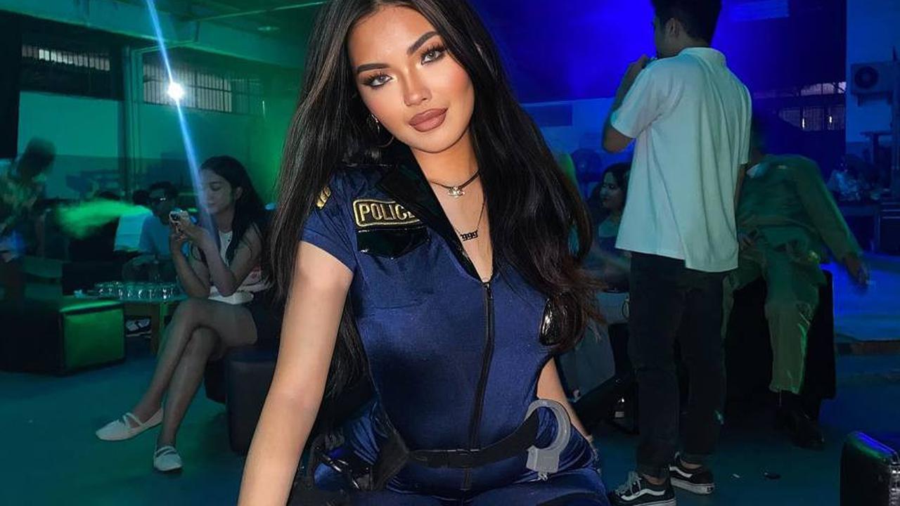 Potret Queennara Anak Liza Natalia yang Selalu Stunning dan Pancarkan Pesona Hot Sejak ABG