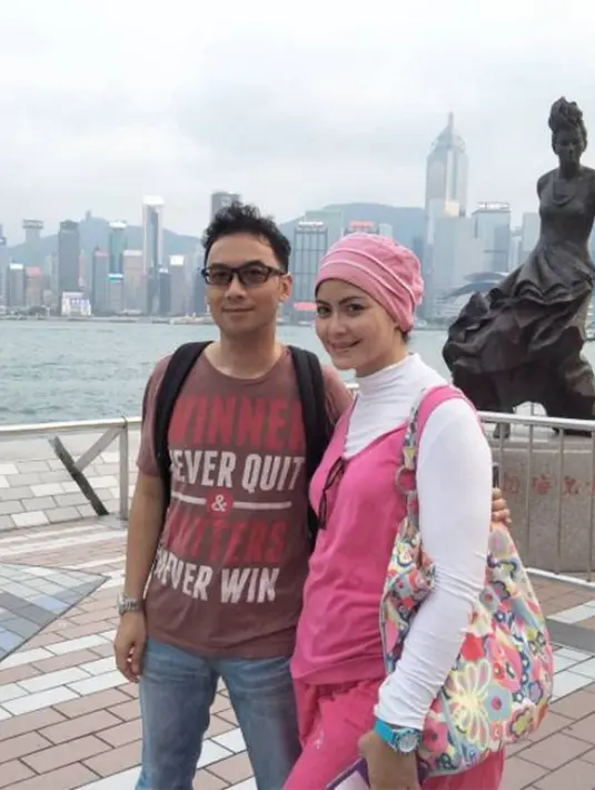 Pemain sinetron Bias-bias Kasih yang tayang di Indosiar, Inez Tagor merupakan sepupu dari Risty Tagor. Saat berbincang dengan Bintang.com, ia menceritakan kisah cintanya dengan sang suaminya hingga memiliki empat orang anak. (dok. Pribadi)