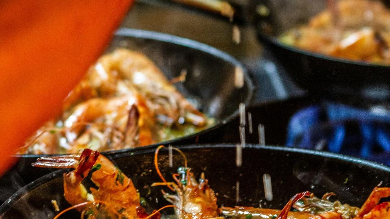 <b>Lobster Saus Padang Pedas</b>