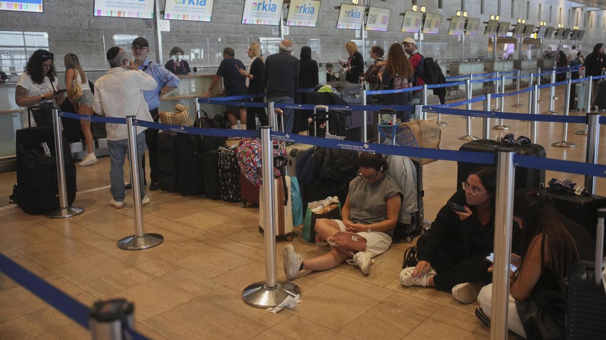 Pasca-Pengumuman Gencatan Senjata Iran dan Israel, Bandara Ben Gurion Kembali Dipadati Calon Penumpang