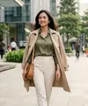 Penampilan Wanita Elegan (AI Generated)