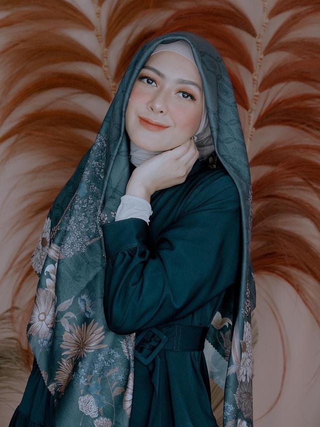 Lama Tak Muncul di Layar Kaca, Ini 7 Potret Terbaru Richa Novisha