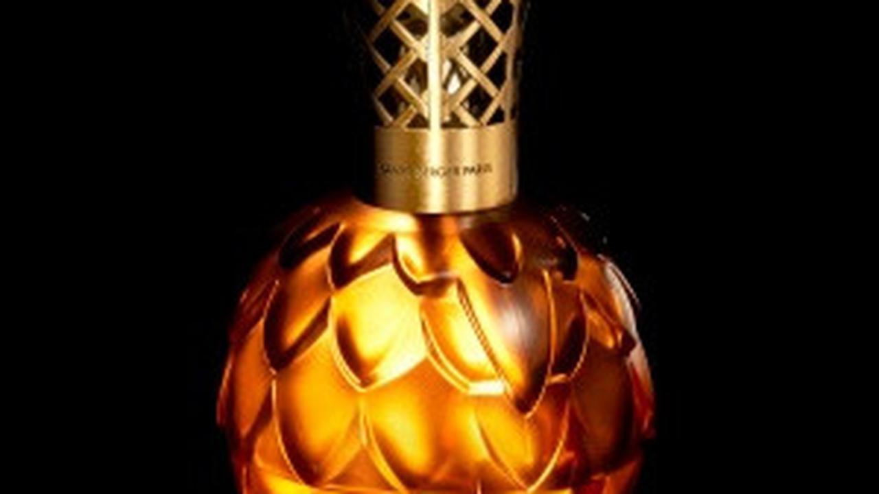 Ilustrasi Parfum