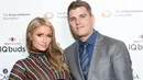 Parus Hilton mengumumkan bahwa ia sudah bertunangan dengan Chris Zylka di awal tahun 2018. (Getty Images - Cosmopolitan)