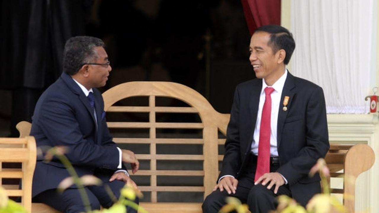Akrabnya Jokowi dan PM Timor Leste ngobrol santai di teras Istana