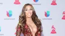 Miss República Dominicana Kassandra saat menghadiri acara Latin Grammy Awards ke 16 di Las Vegas, Nevada, Kamis (19/11). (AFP PHOTO/CHRIS FARINA)