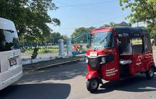 Solo Gempar! Bajaj ‘Khas Jakarta’ Berseliweran di Jalan Bikin Warga Kaget, Pemerintah Bingung soal Izin