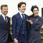 Putra Mahkota Frederik, Pangeran Christian dan Putri Mahkota Mary berpose setelah upacara pengukuhan pribadi Pangeran Christian di Gereja Kastil Fredensborg pada 15 Mei 2021. (KELD NAVNTOFT / RITZAU SCANPIX / AFP)