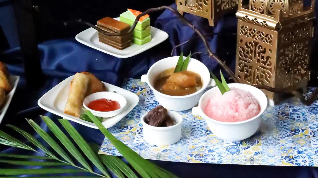 Menu Takjil Ramadan Gran Melia Jakarta