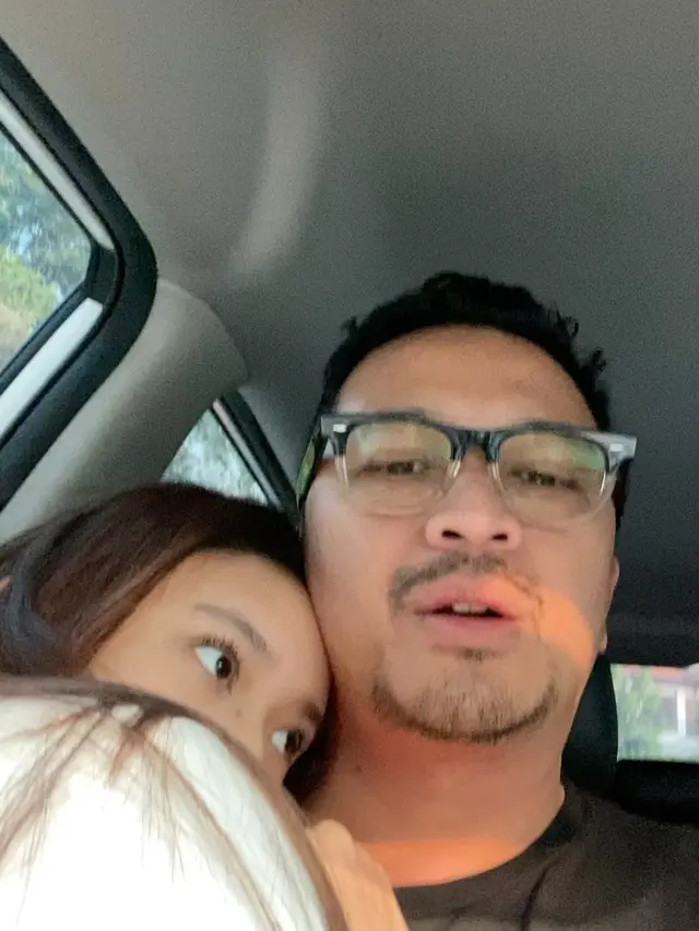 [Fimela] Ferry Maryadi dan Harliafa Princy