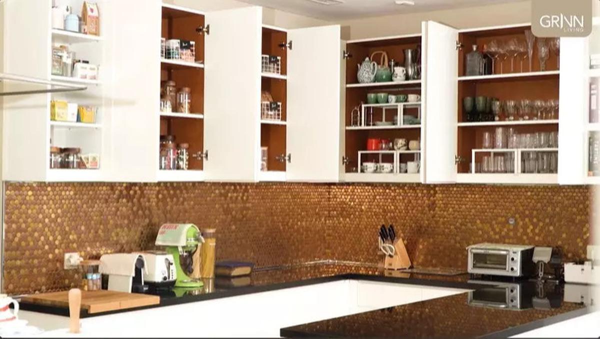 7 Potret Dapur Mewah Cathy Sharon Gaya Modern French, Super Rapih Semua Barang Tertata Apik