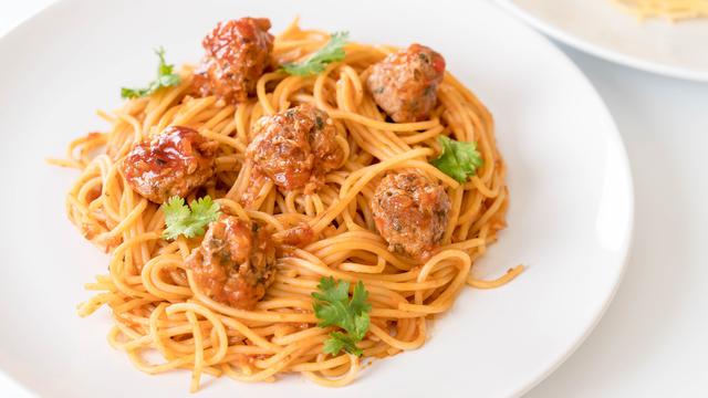 Spaghetti and Meatballs