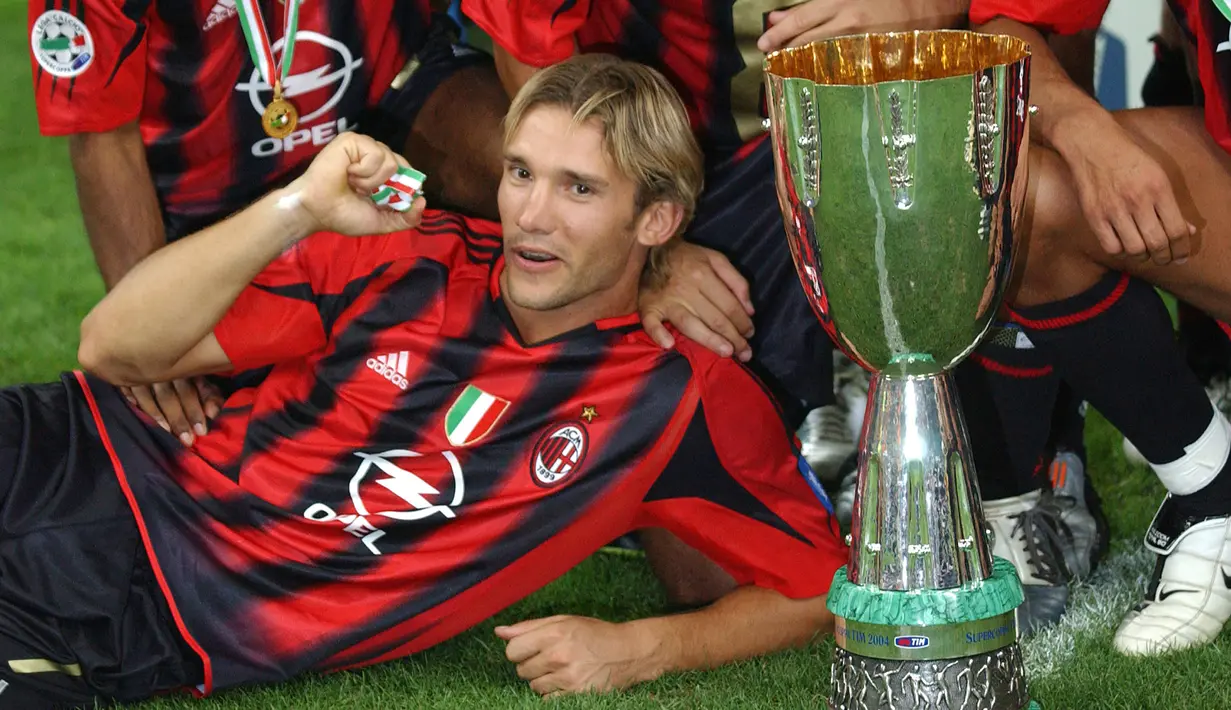 Shevchenko menjadi pencetak gol terbanyak di Serie A pada musim 2003/2004. Ia membantu AC Milan meraih Scudetto untuk pertama kalinya dalam lima tahun. (AFP/Paco Serinelli)